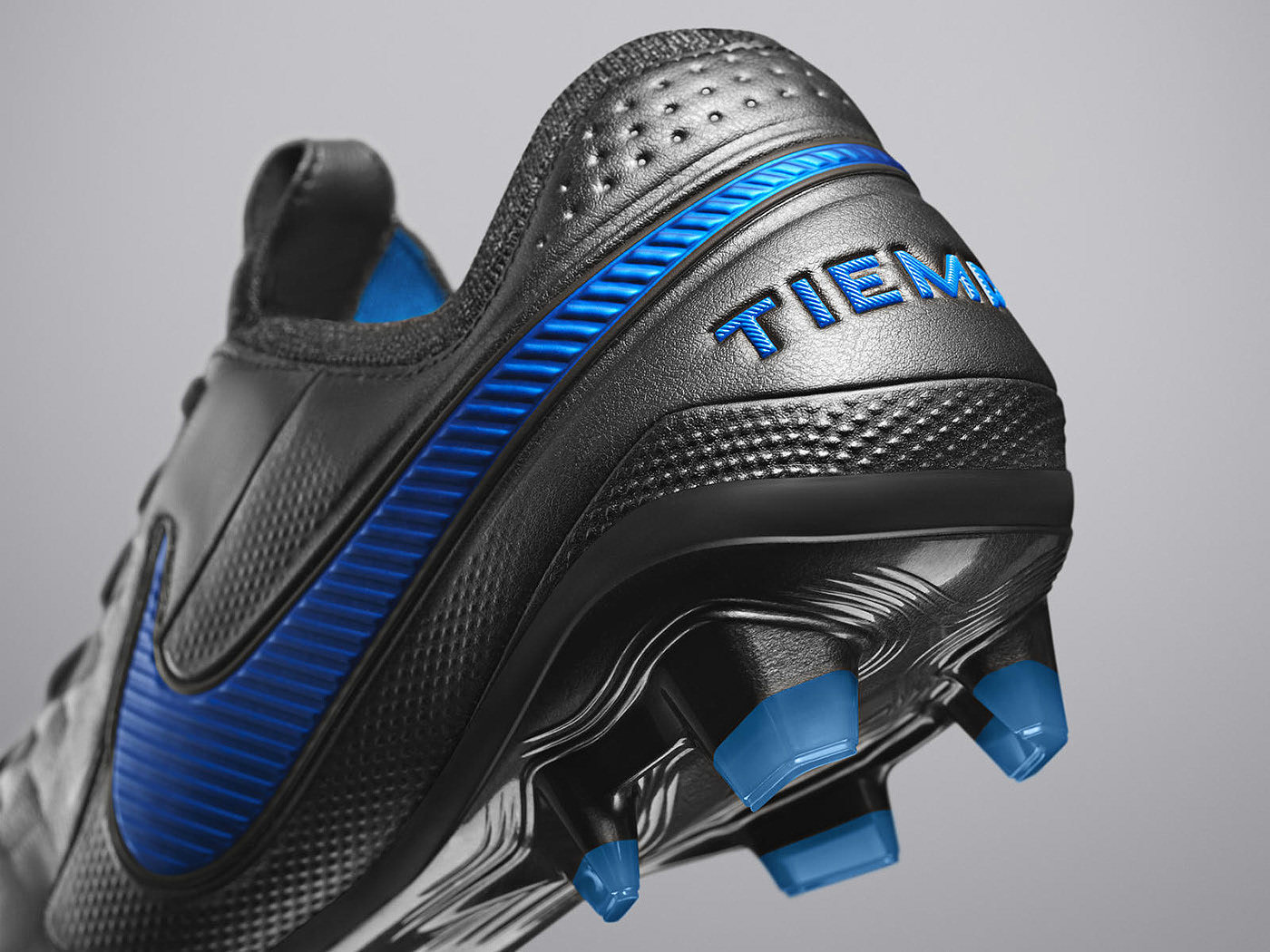 Football，Leatherwear，nike，shoes，