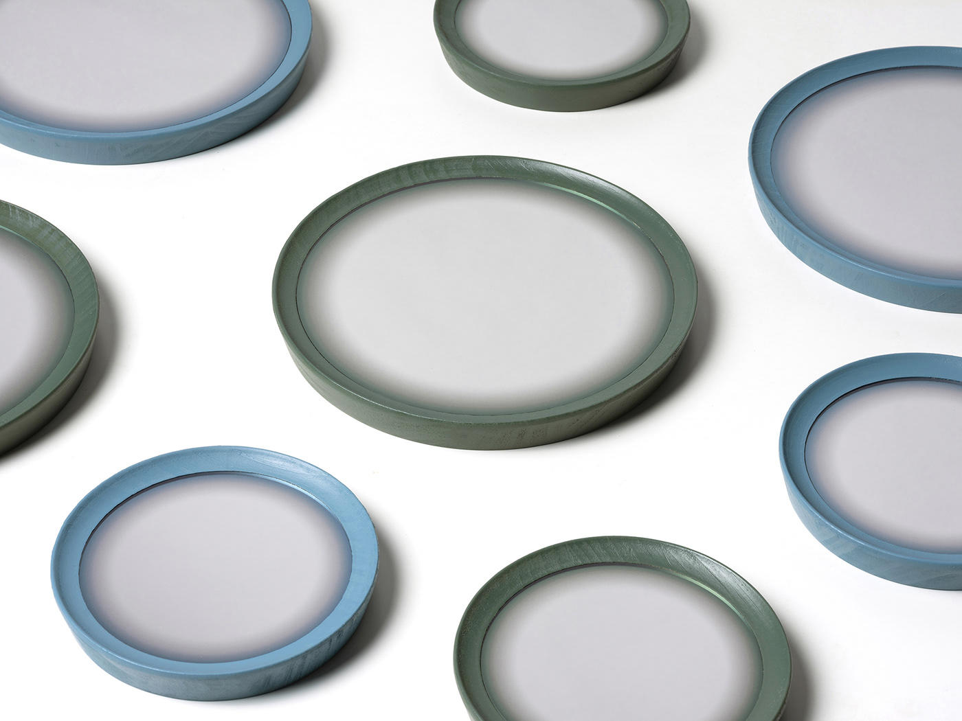 Wall mirror，Home design，Natural solid wood，