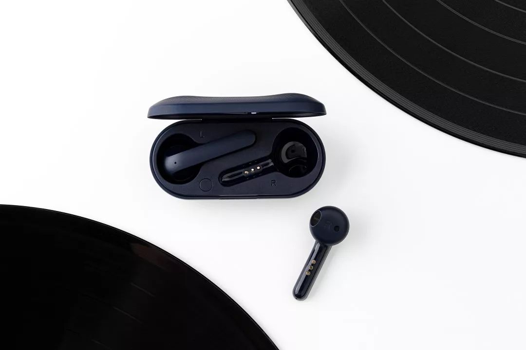 reddot，2019 red dot product design award，TicPods Free 2，Wireless headset，
