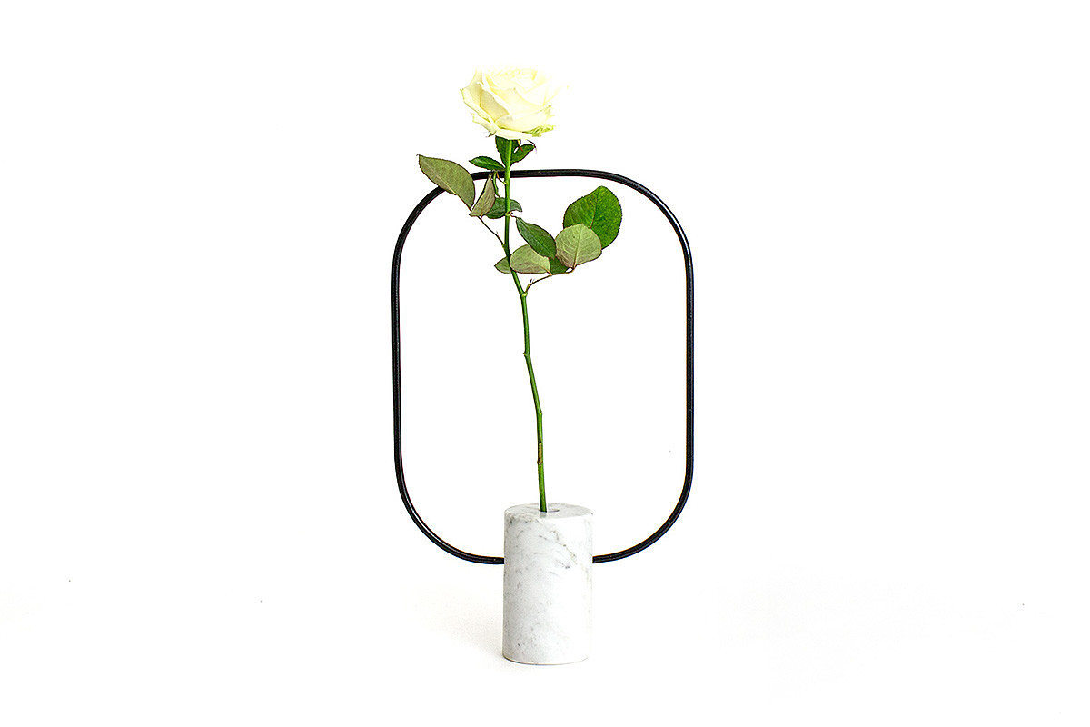 industrial design，vase，Simplicity，generous，beautiful，