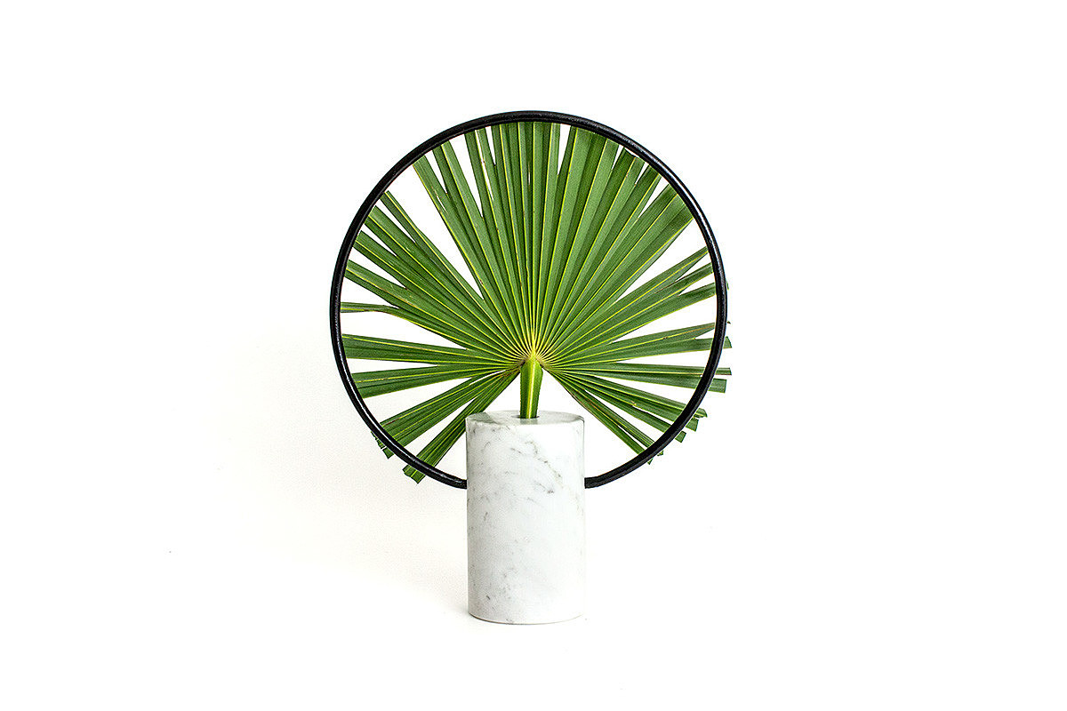 industrial design，vase，Simplicity，generous，beautiful，