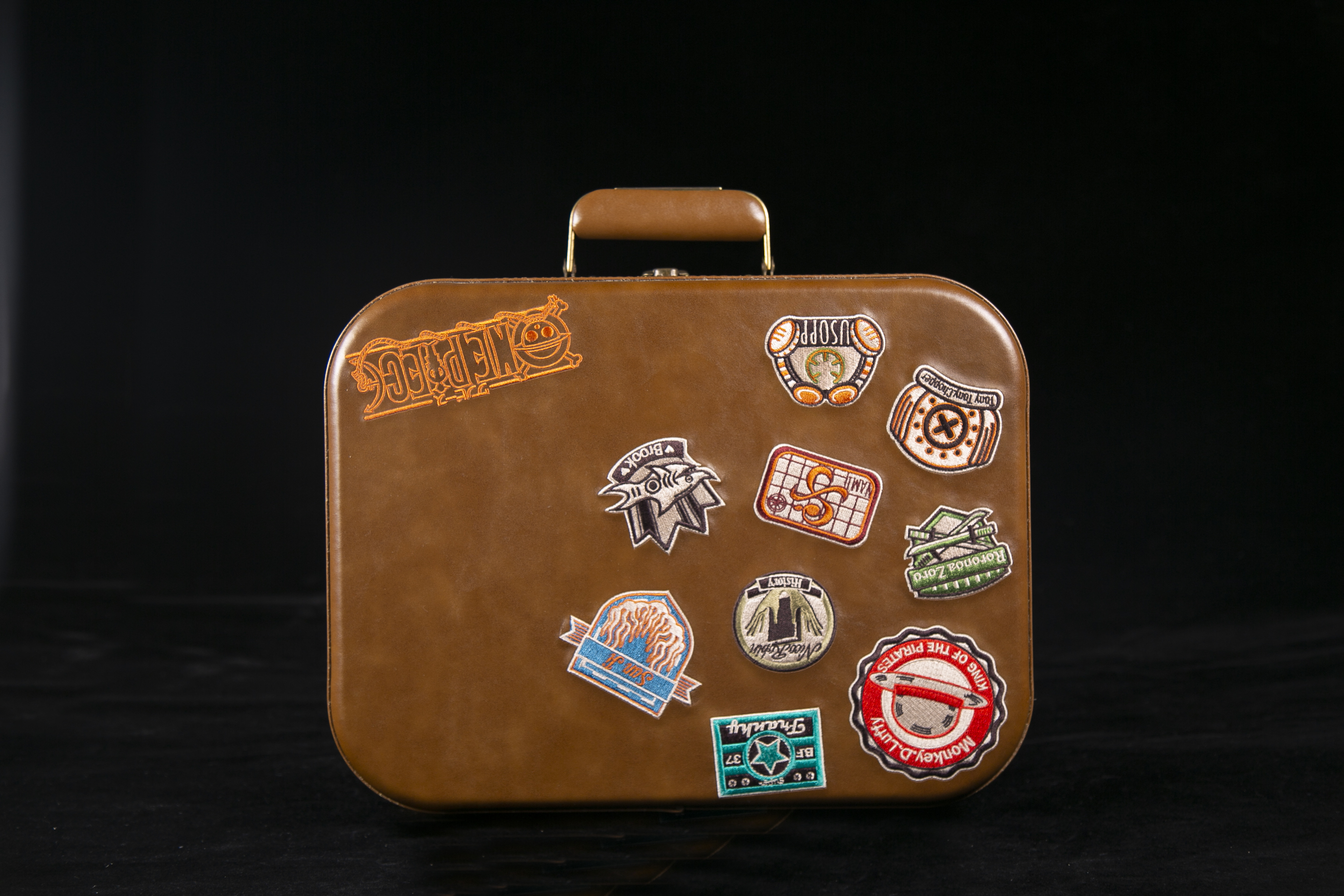 Portable black glue machine，Black glue machine，Vinyl record player，One Piece，