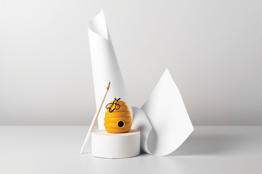 Semantic design，Pun，ototo，lovely，honeybee，paper clip，