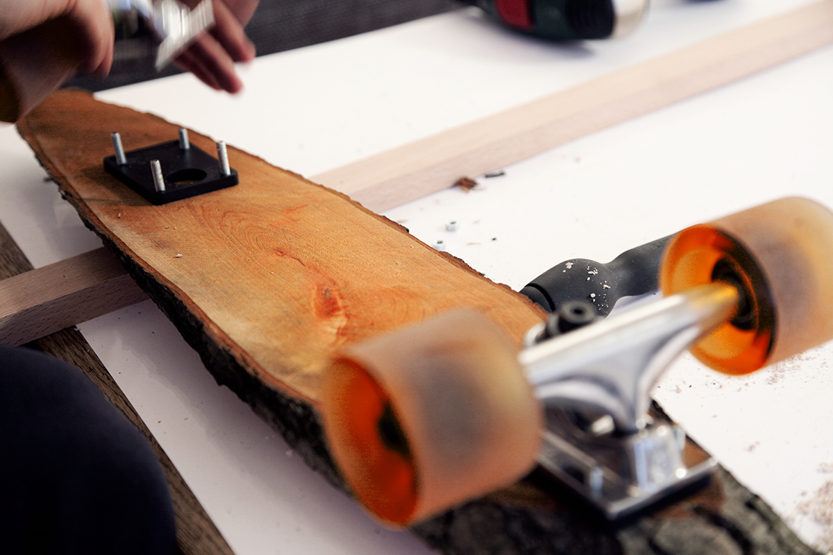 Skate，wood，manual，