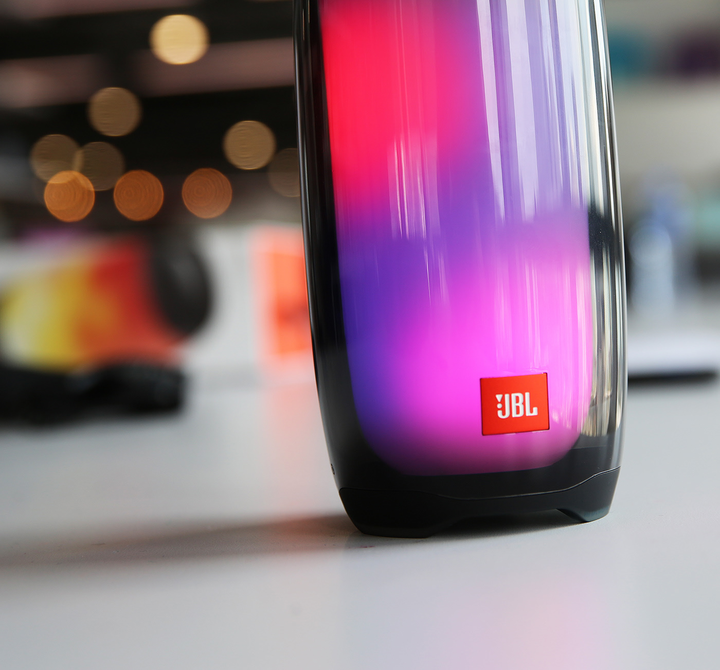 Colorful light Bluetooth speaker，Electronics，Portable Bluetooth speaker，JBL PULSE4，