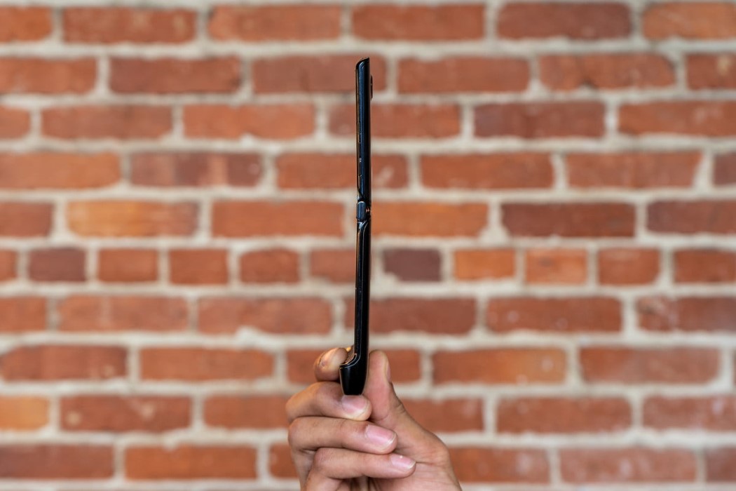 Flexible screen，Motorola，Intelligent mobile phone，