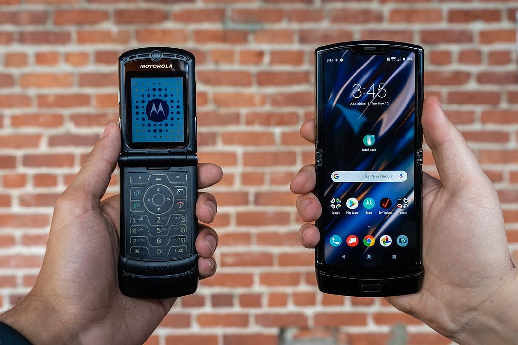 Flexible screen，Motorola，Intelligent mobile phone，