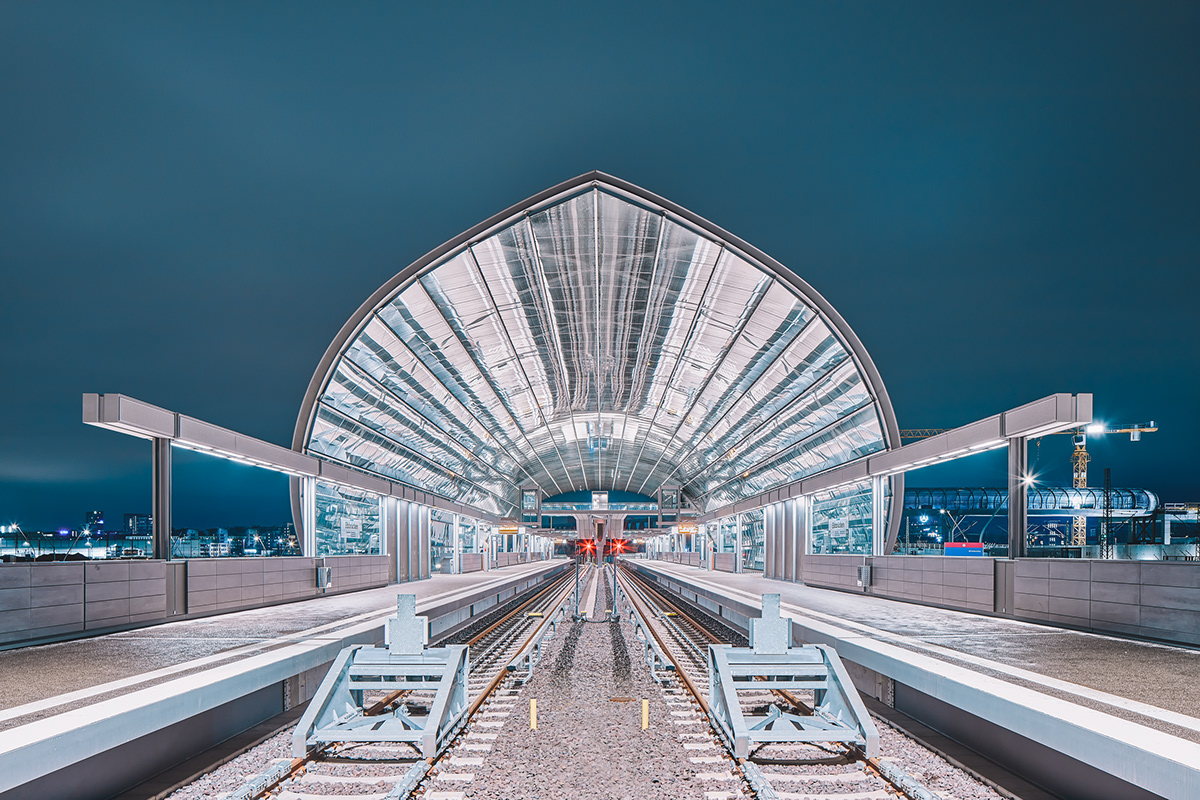 Architectural design，Subway station design，Glass，