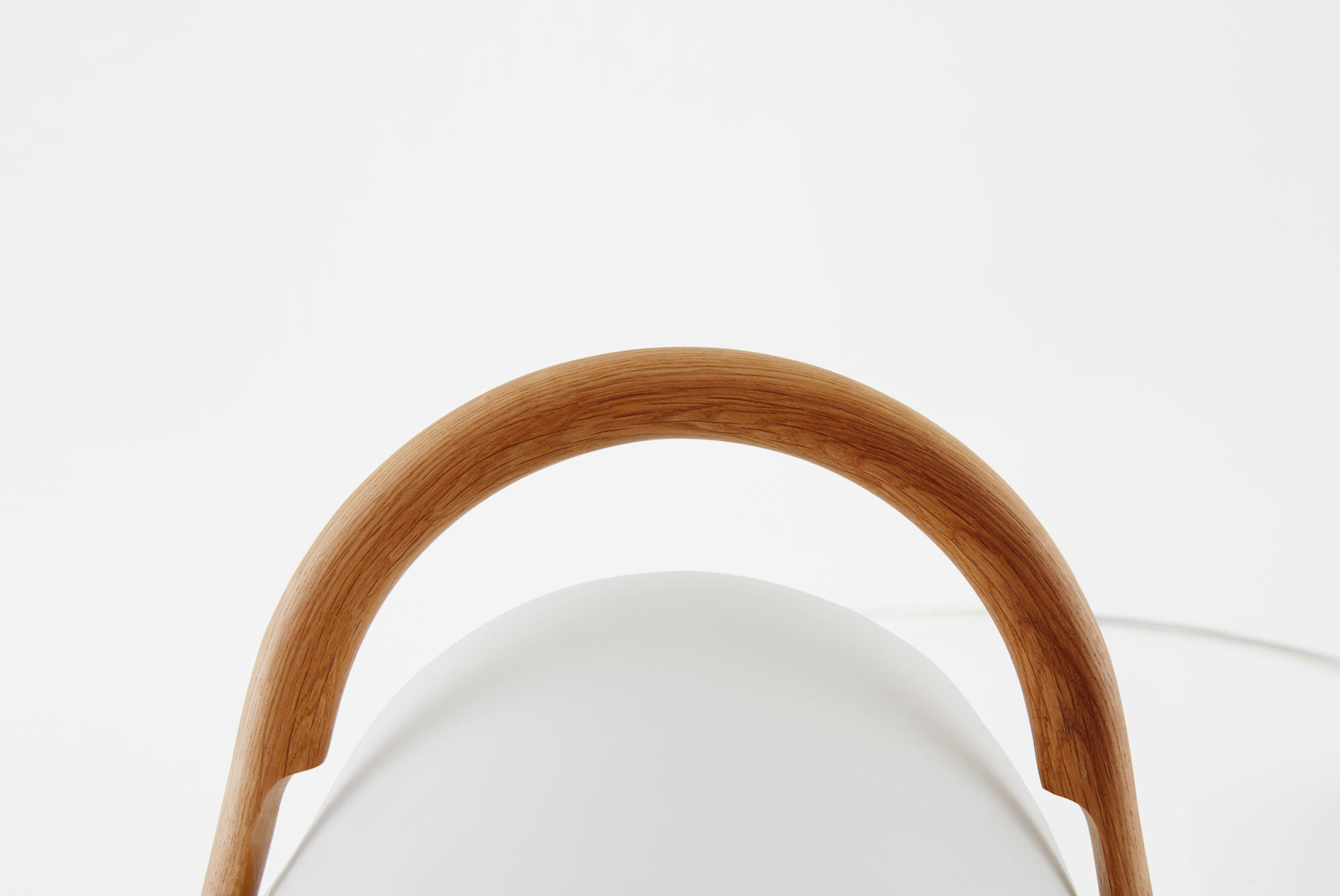 balance，Desk lamp，office，furniture，