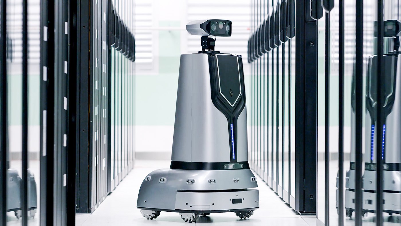 robot，