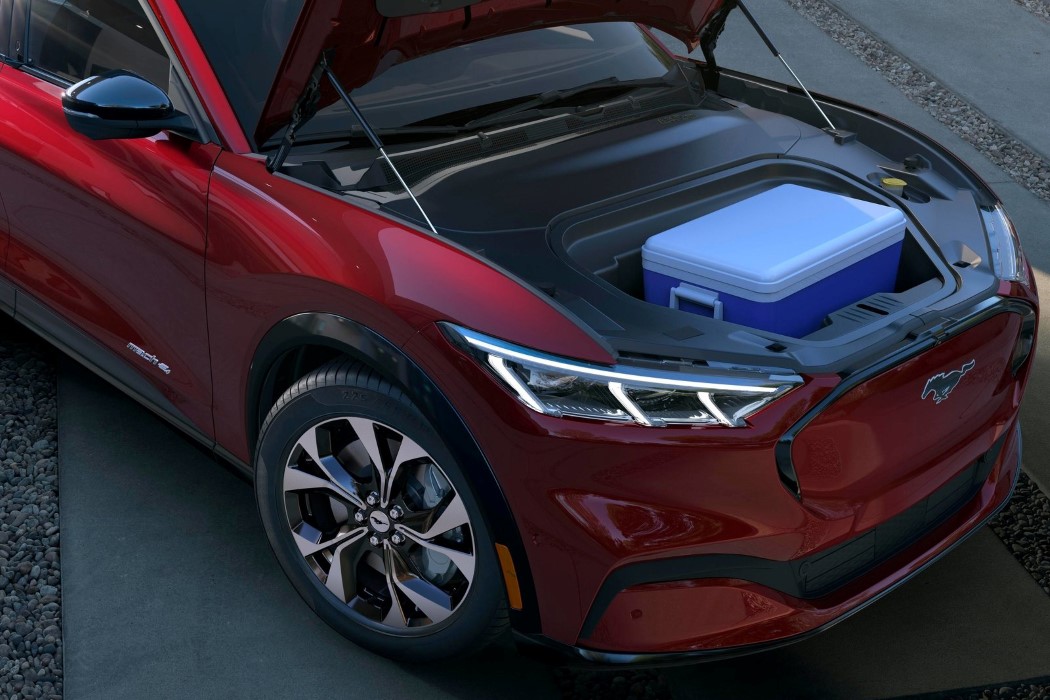 automobile，electric vehicle，Mustang mach-e，Ford，