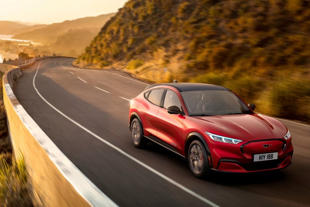 automobile，electric vehicle，Mustang mach-e，Ford，