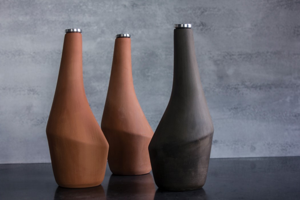 Cooling bottle，pottery clay，Stop，