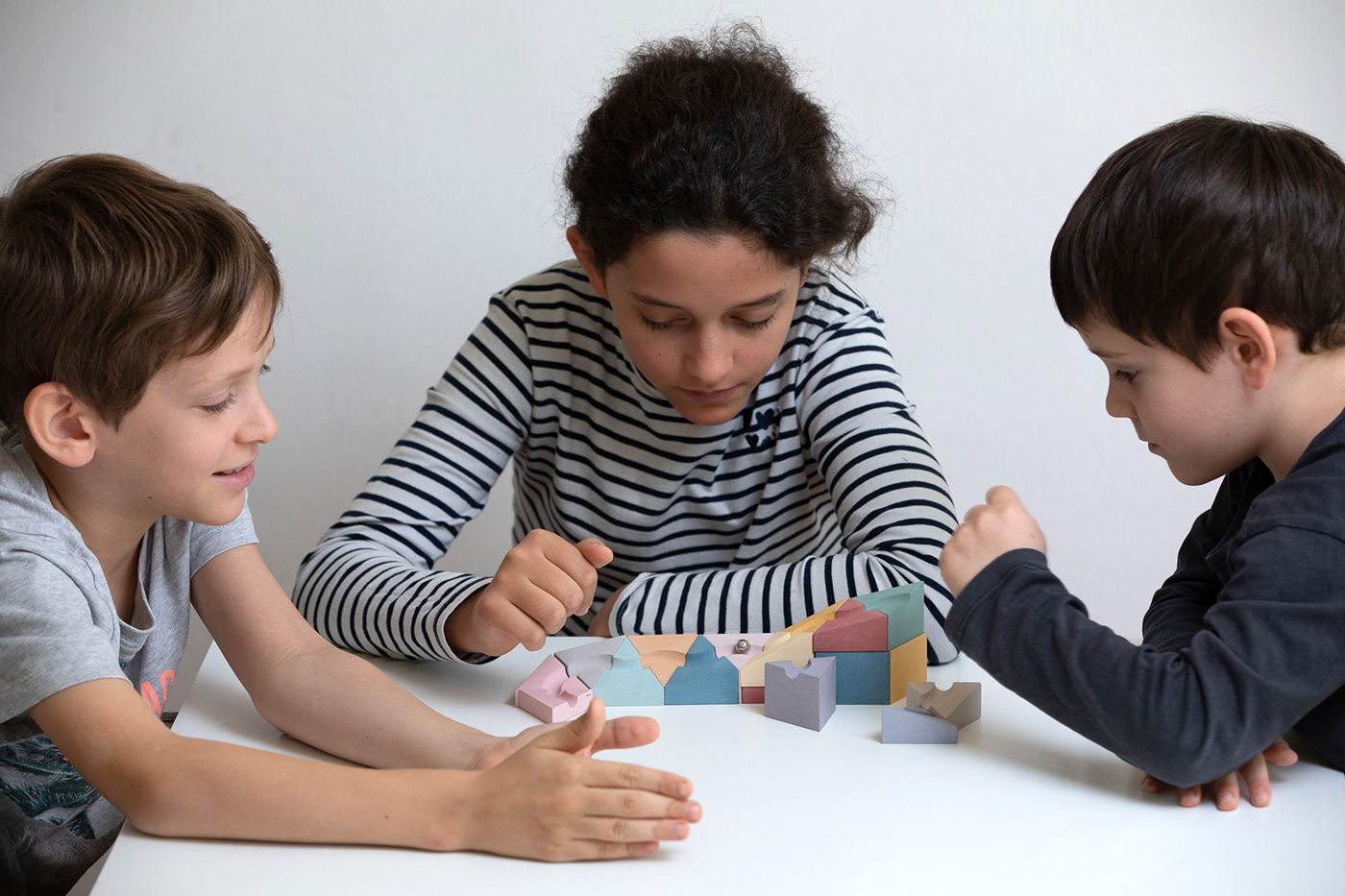 Building blocks，Track toy，Toys，Logifaces，