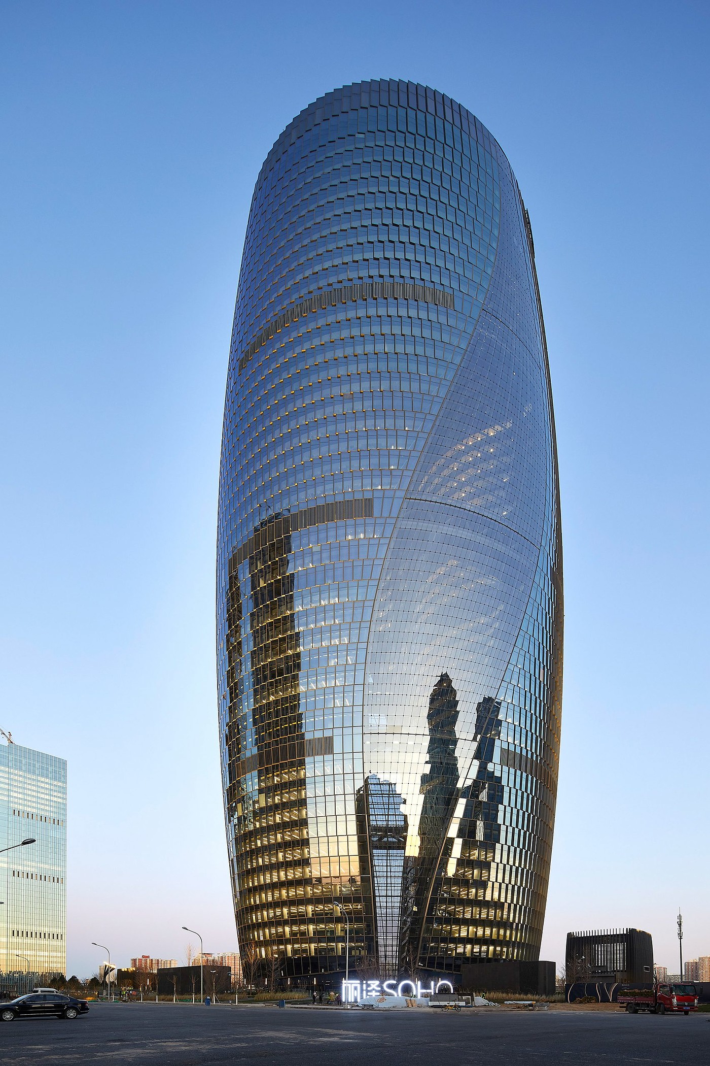 Office building?，Leeza Soho，Office Building，