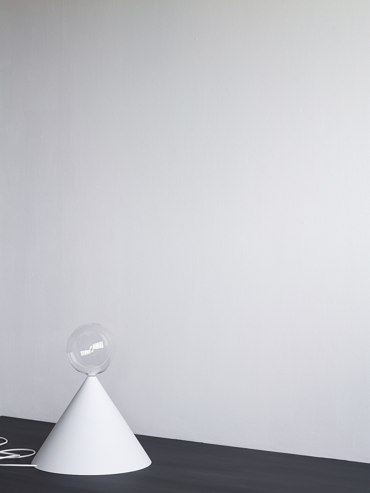 Cone Lights，Wall lamp，Floor lamp，a chandelier，geometry，