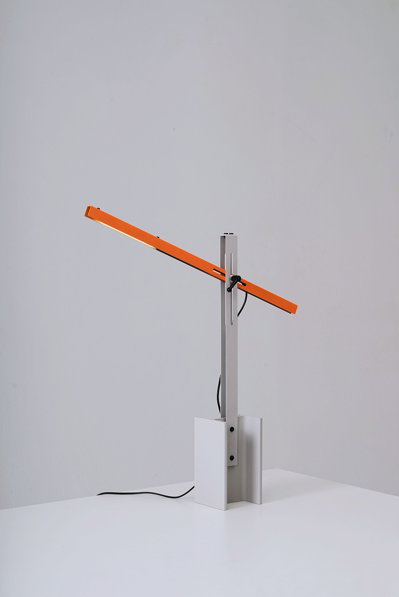 Desk lamp，base，H-beam Lamp，