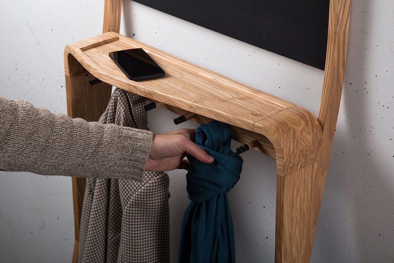 furniture，coat hanger，Receive，wood，Simplicity，