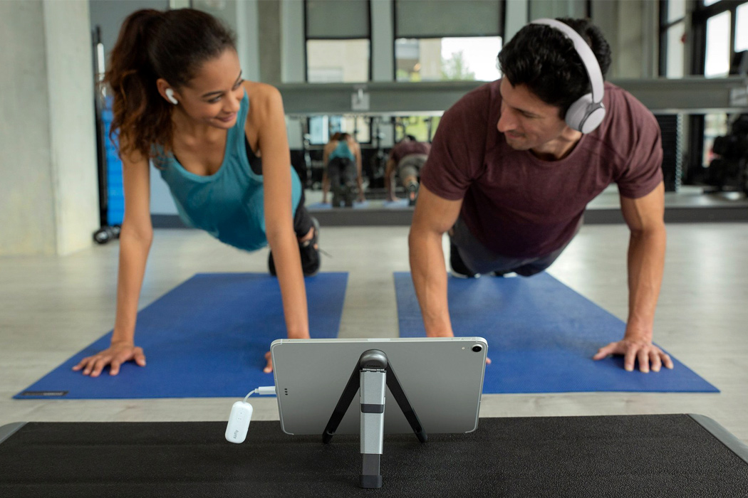 white，Wireless receiver，AirFly Pro，