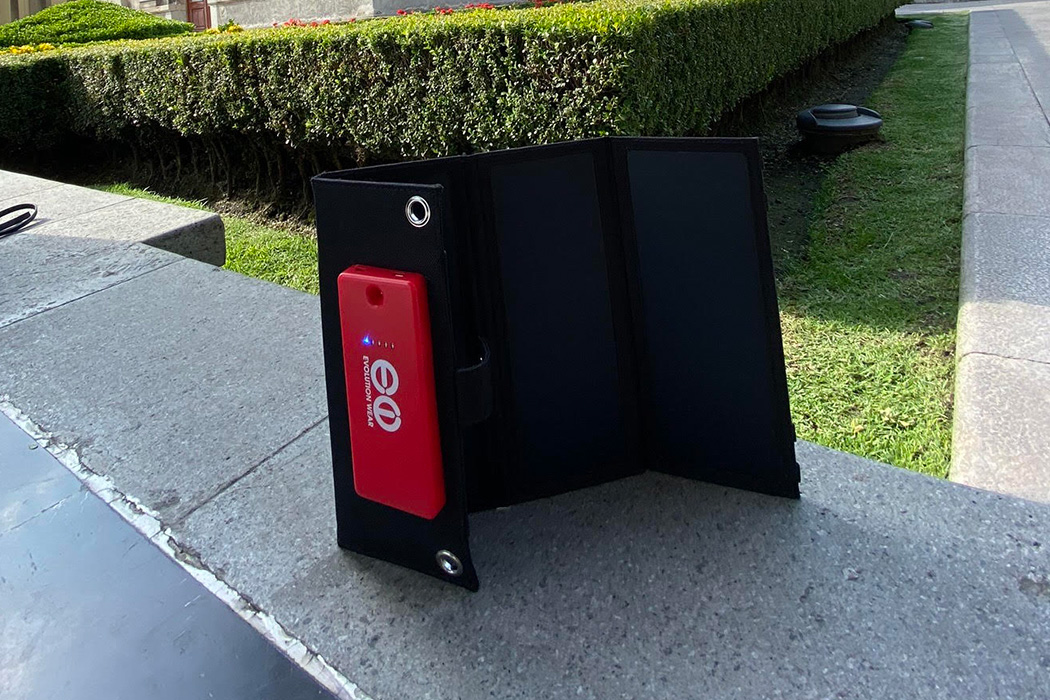 Portable，Battery board，solar energy，