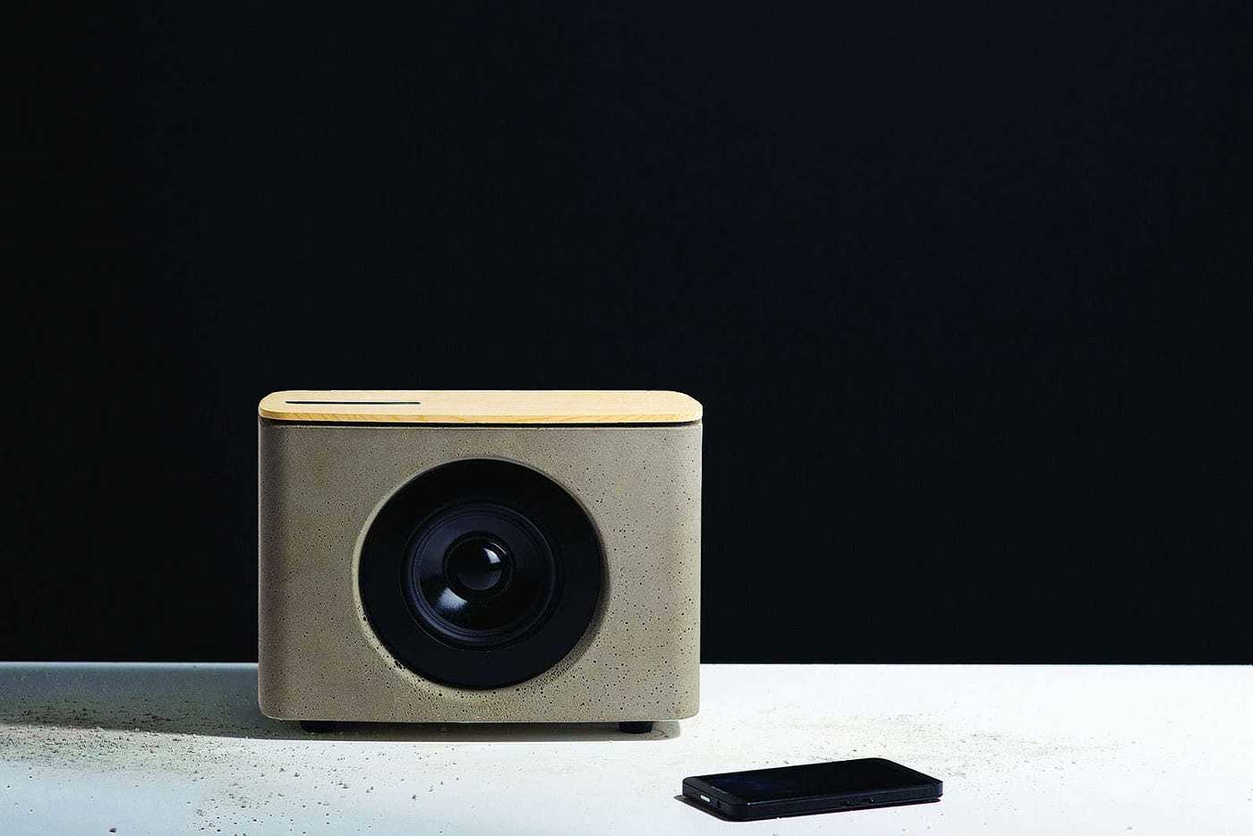 cement，woodiness，Bluetooth，sound，loudspeaker box，