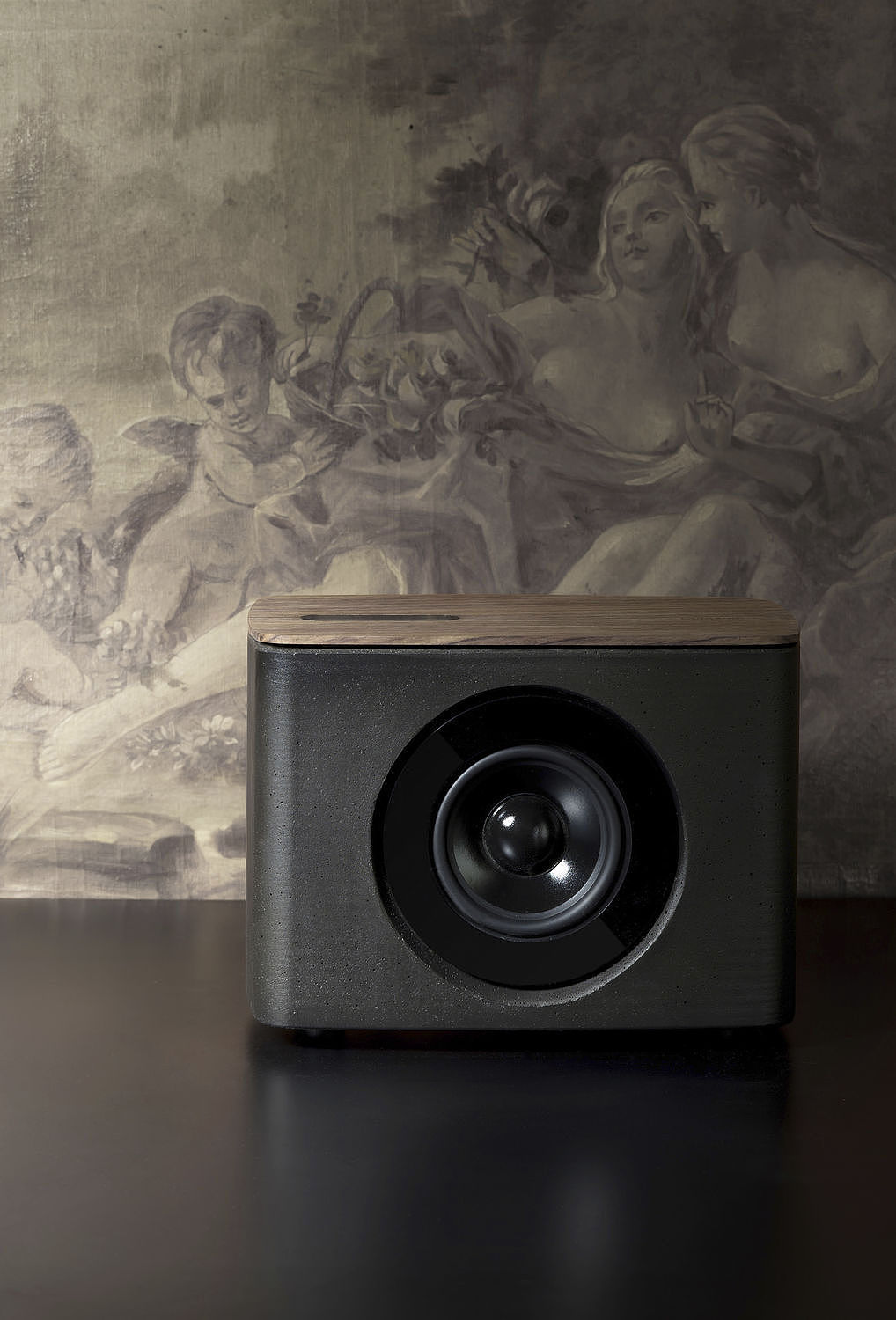 cement，woodiness，Bluetooth，sound，loudspeaker box，