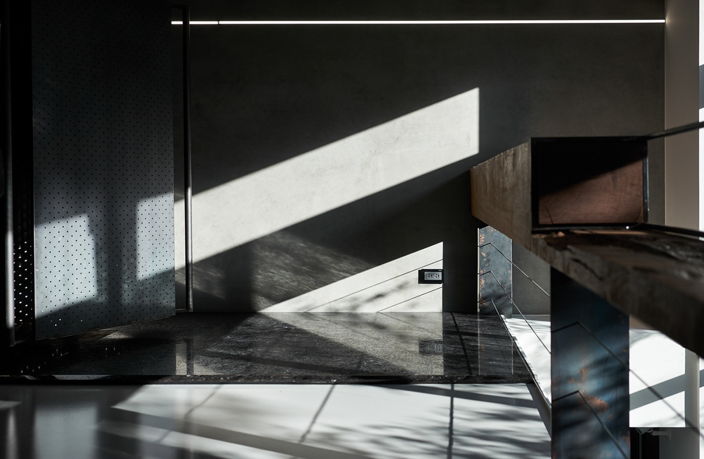 Display Rack，Iron parts，Log，exhibition，