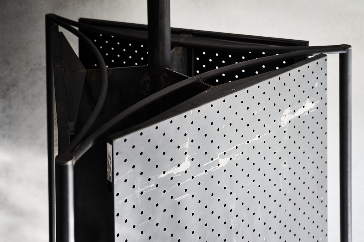 Display Rack，Iron parts，Log，exhibition，