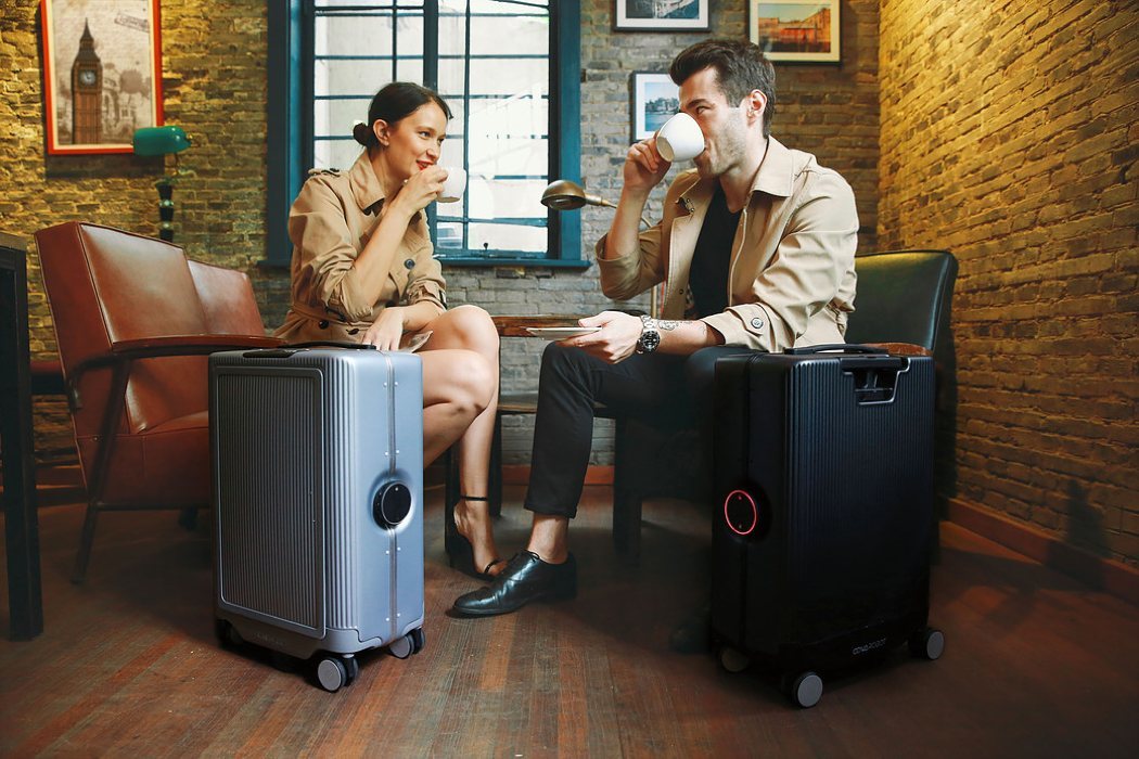 suitcase，location，trunk，Outdoor supplies，Obstacle avoidance system，