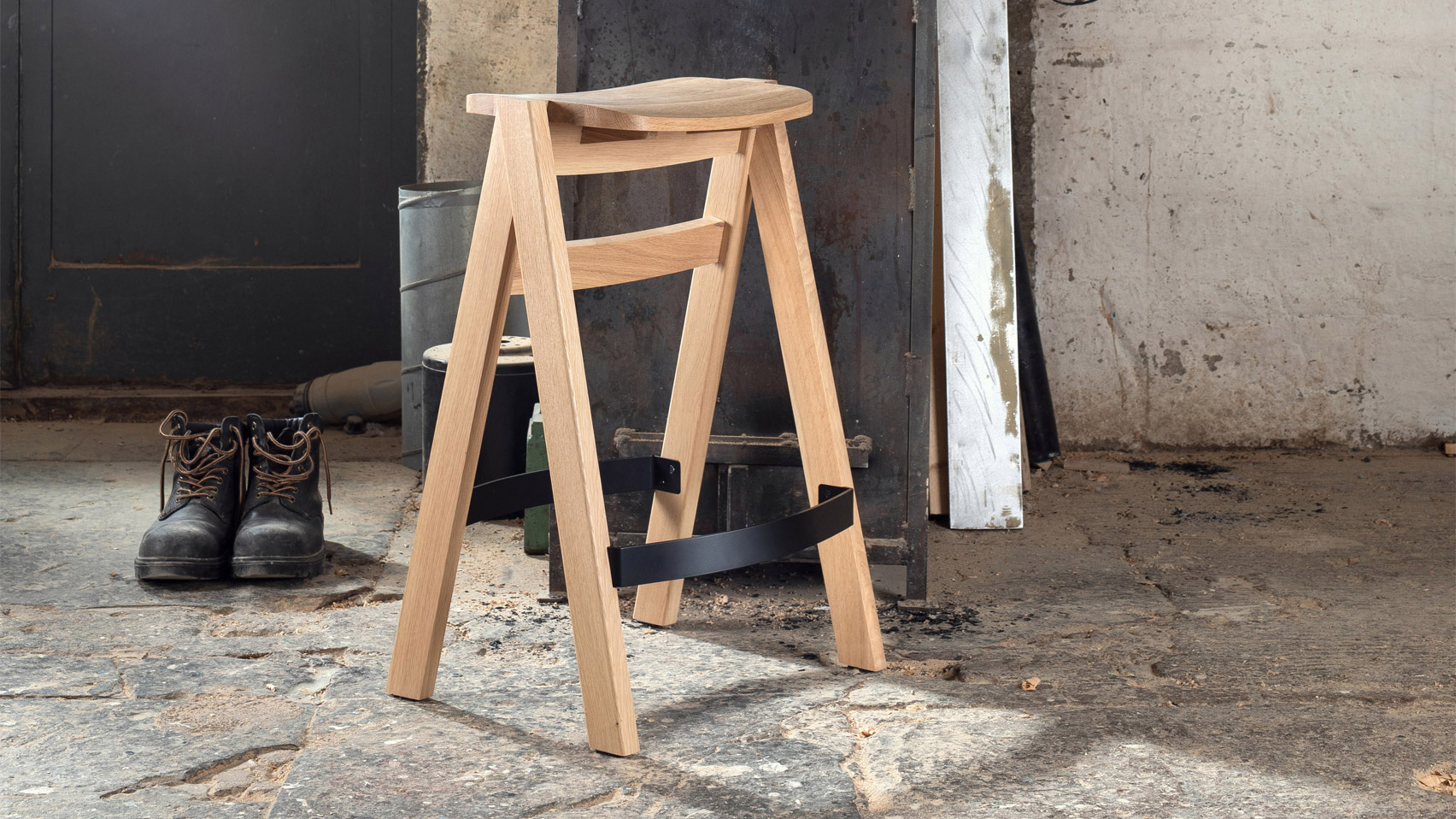 wooden ，Bar stool，Deadgood，