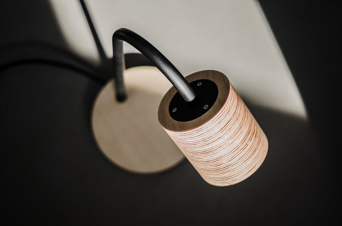 Desk lamp，Log，Simplicity，