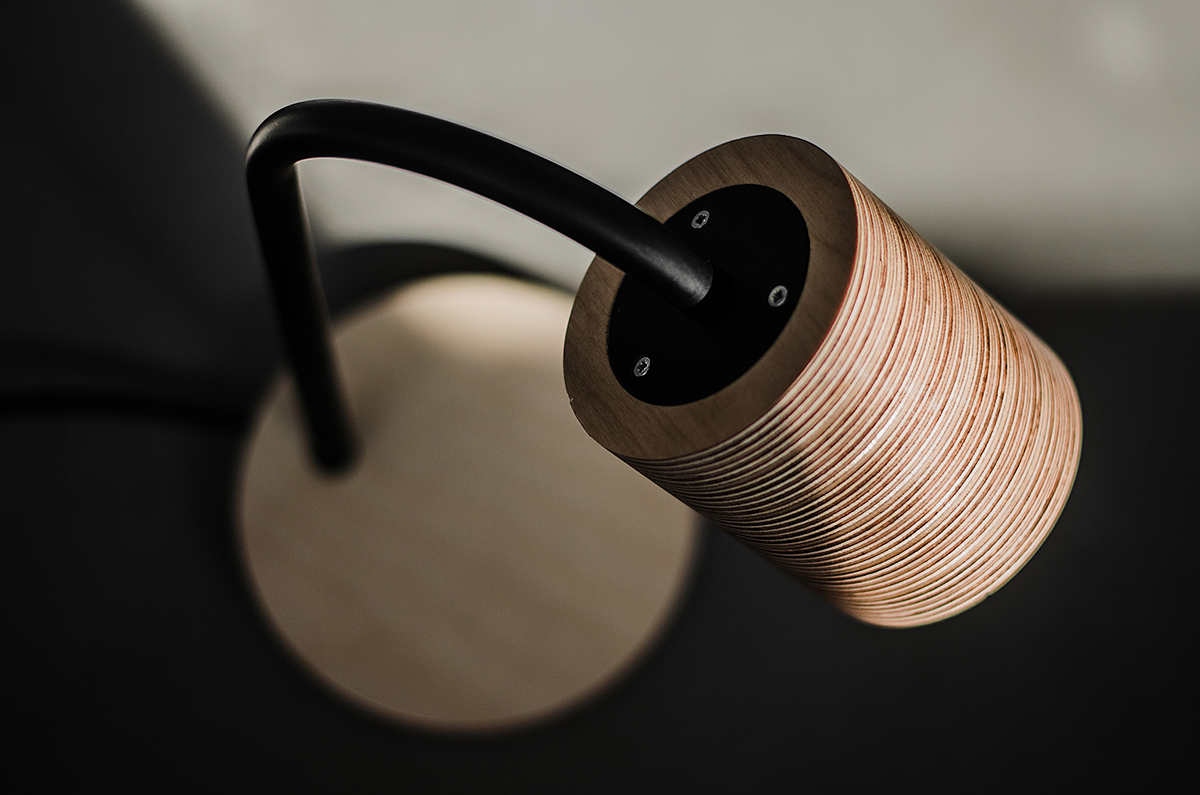 Desk lamp，Log，Simplicity，