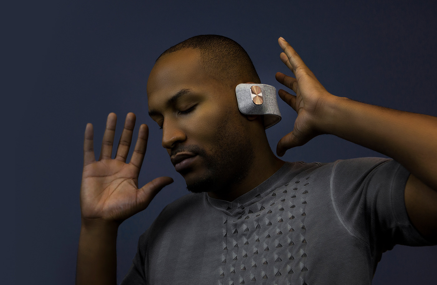 audiowear，headset，Bluetooth，speaker，audio frequency，