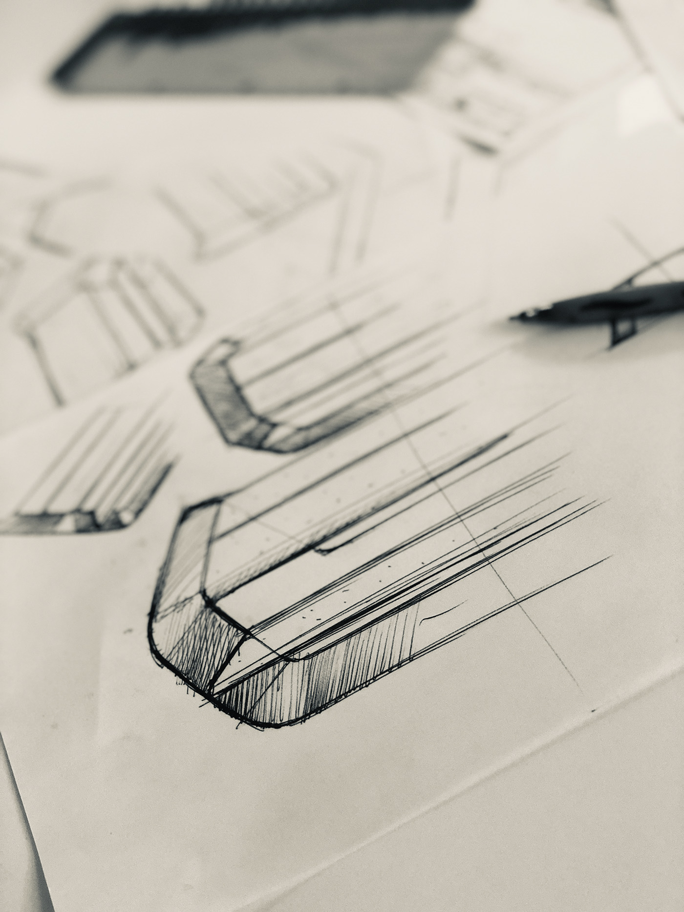 chair，Curved frame，woodiness，Table，