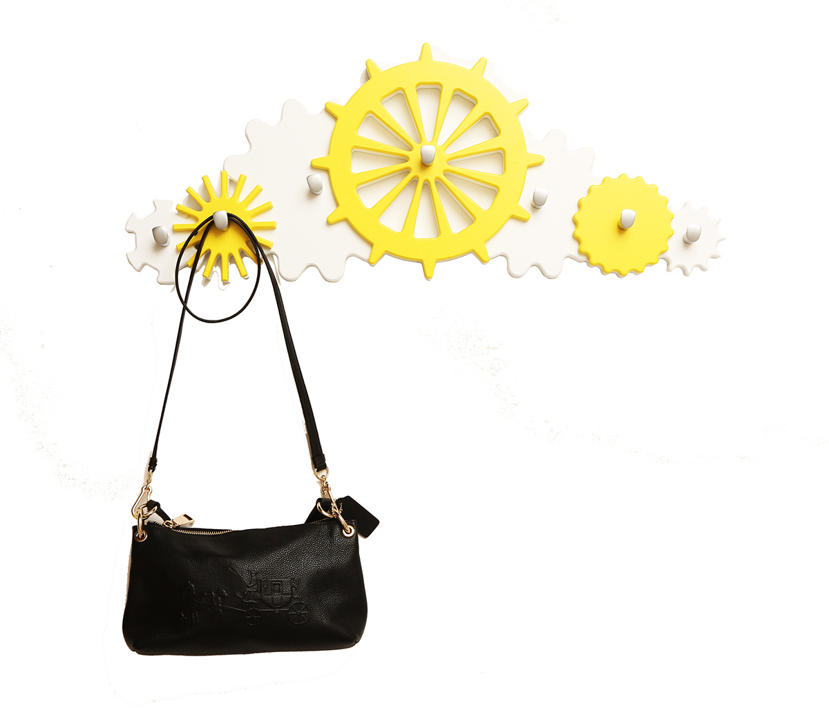 coat hanger，mirror，Home Furnishing，wood，articles for daily use，