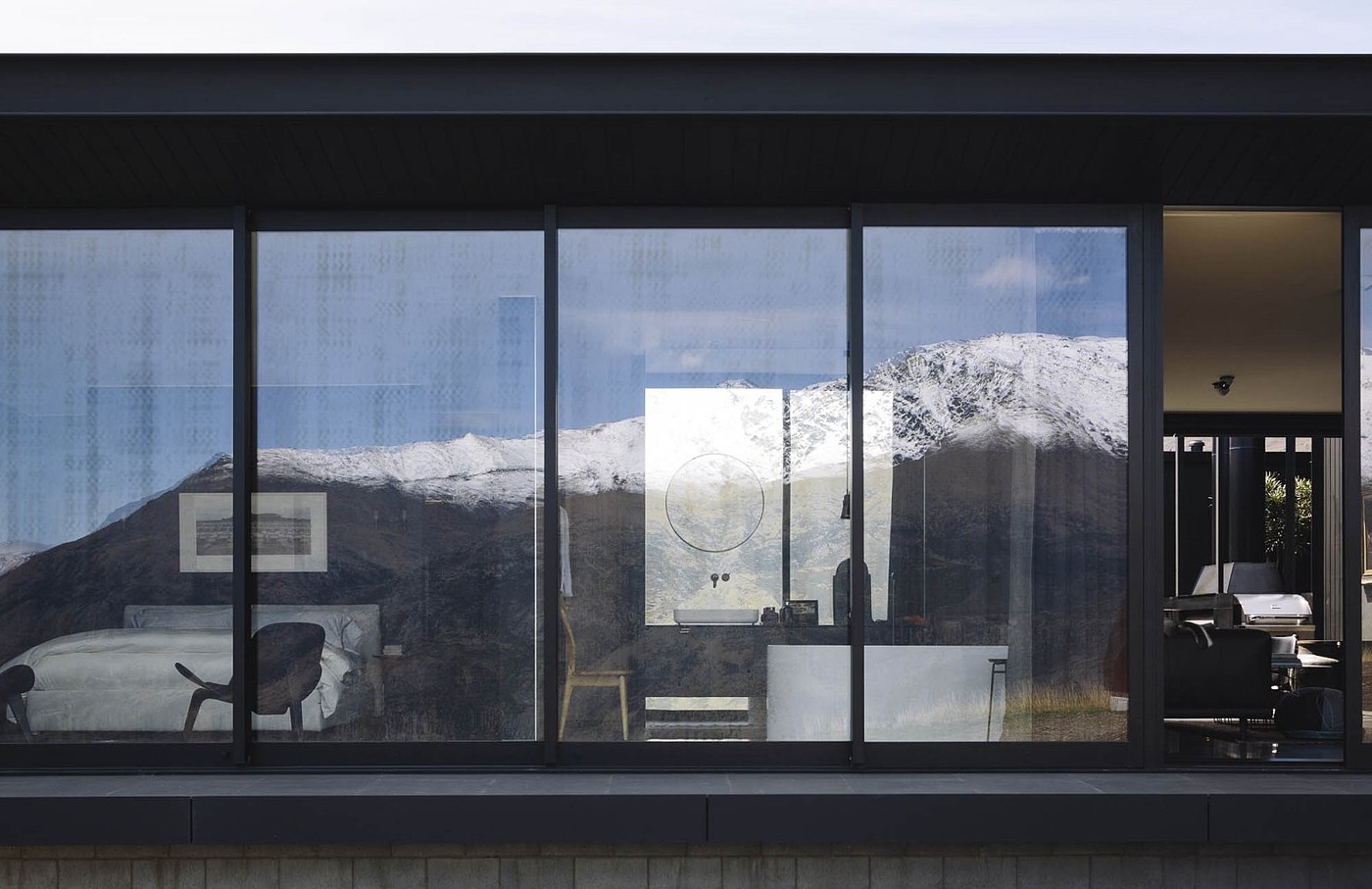 极简，玻璃板，瓷砖，黑色，Alpine Terrace House，