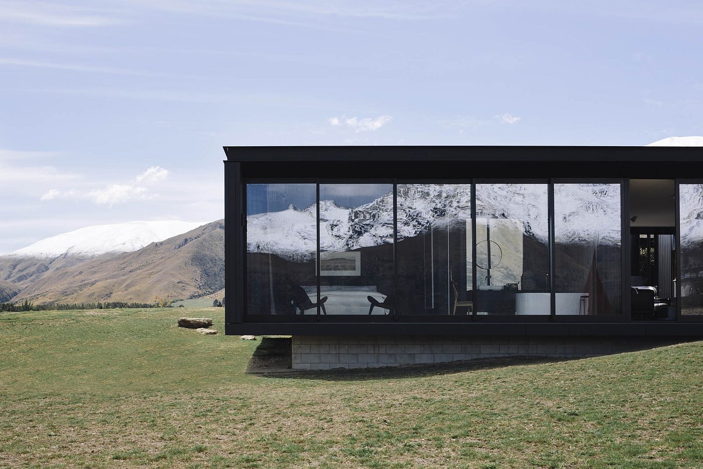 极简，玻璃板，瓷砖，黑色，Alpine Terrace House，