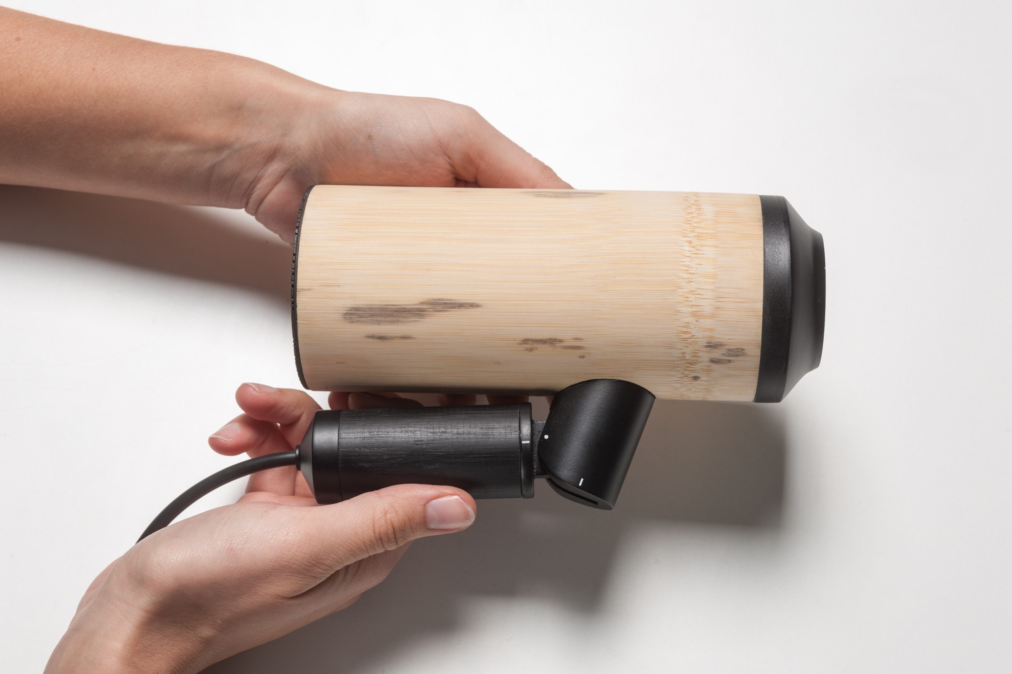 Bamboo，bamboo tube，electronic product，hair drier，speaker，