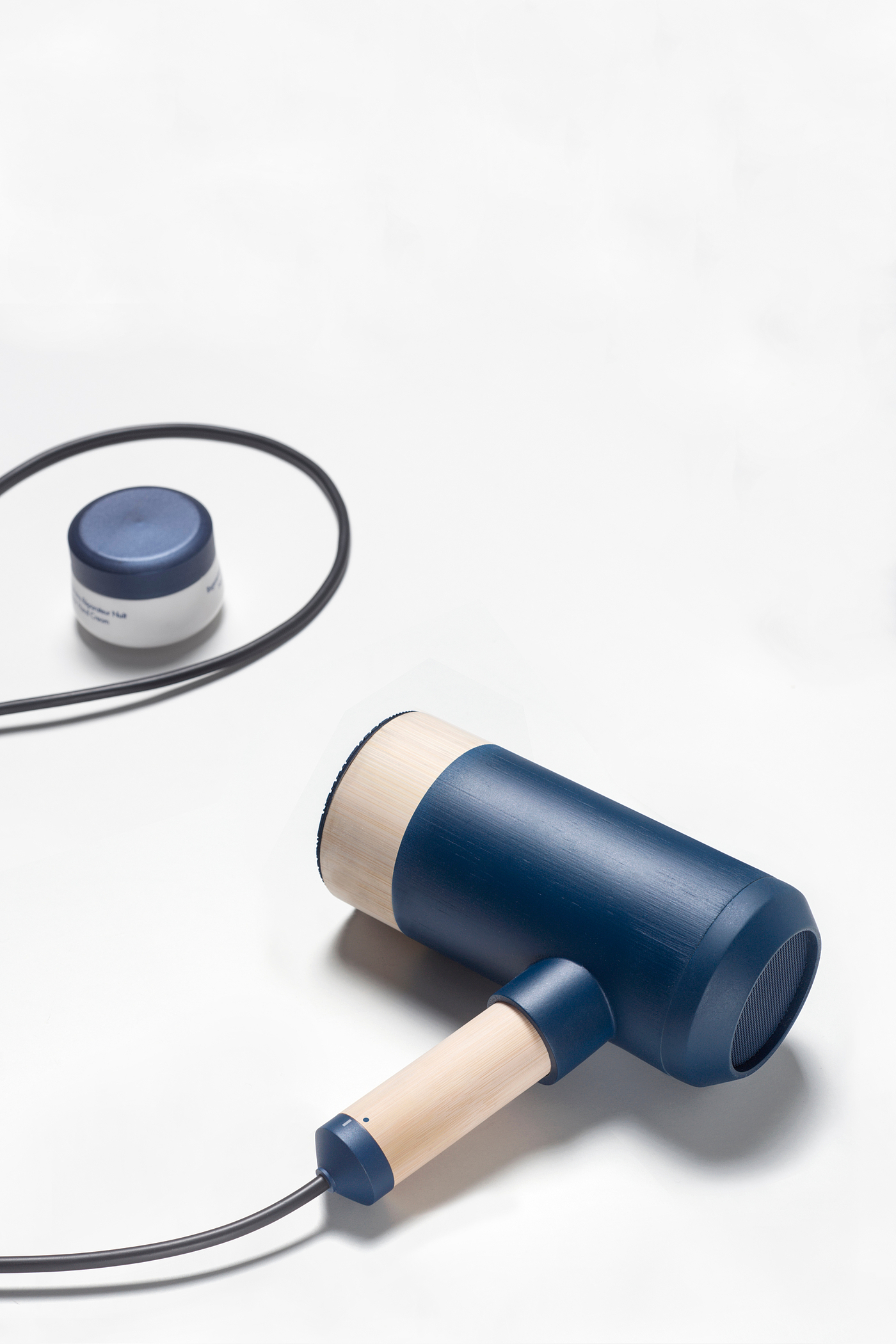 Bamboo，bamboo tube，electronic product，hair drier，speaker，