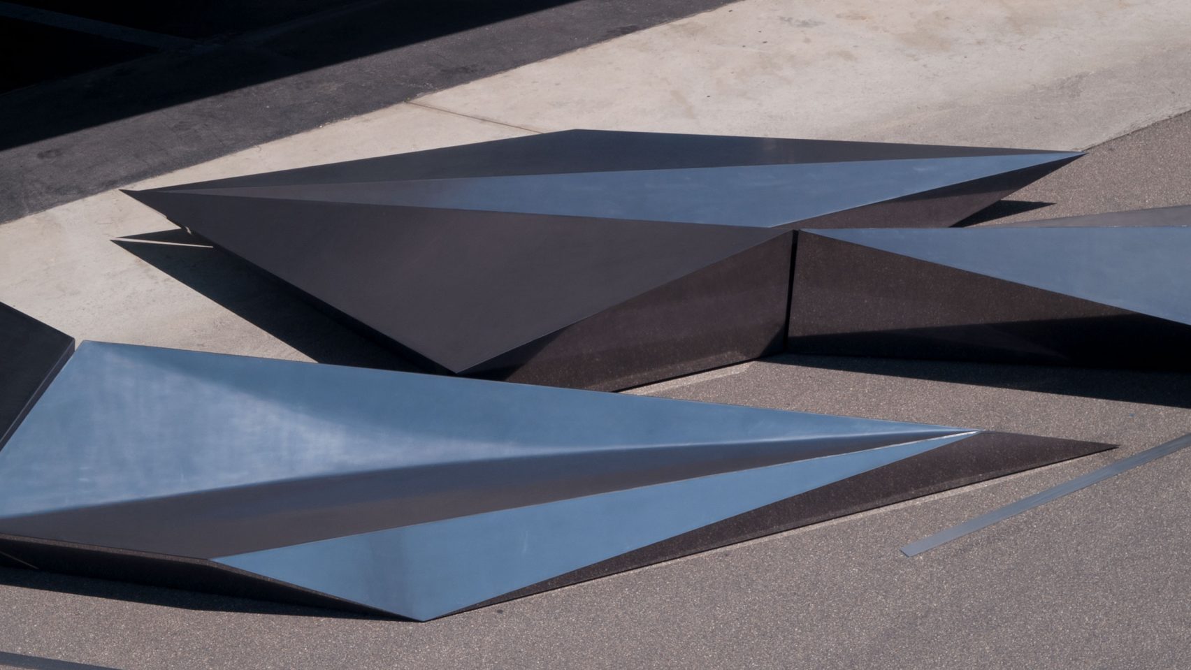 furniture，vehicle，Multifaceted，curved surface，