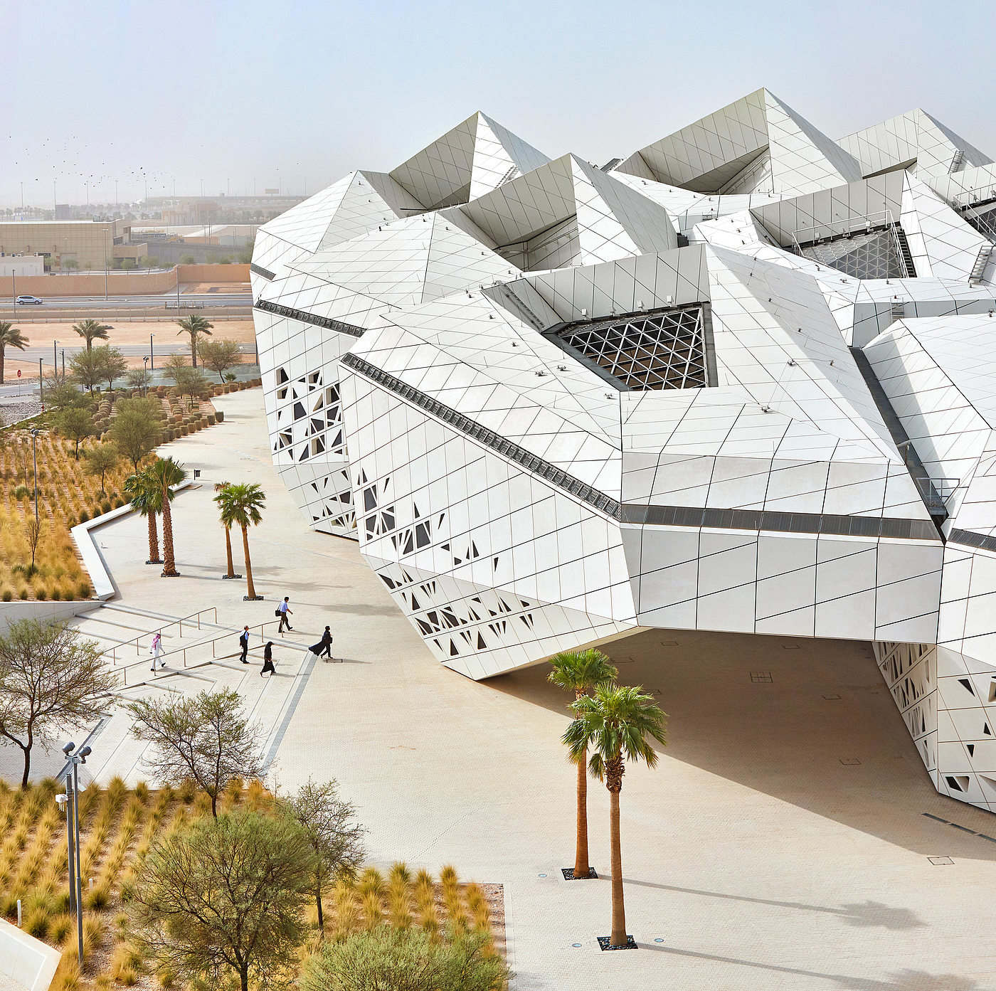 furniture，vehicle，Multifaceted，curved surface，