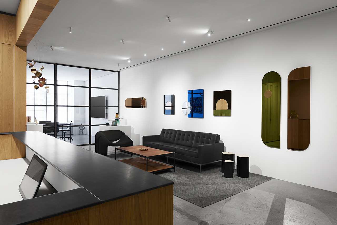 mirror，exhibition，Maung Maung，