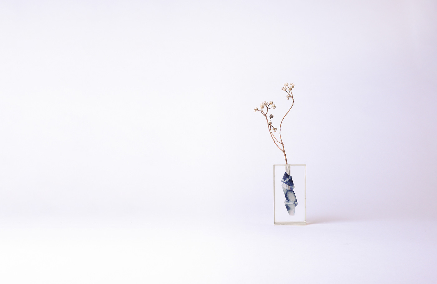 Traditional craft，blue，vase，