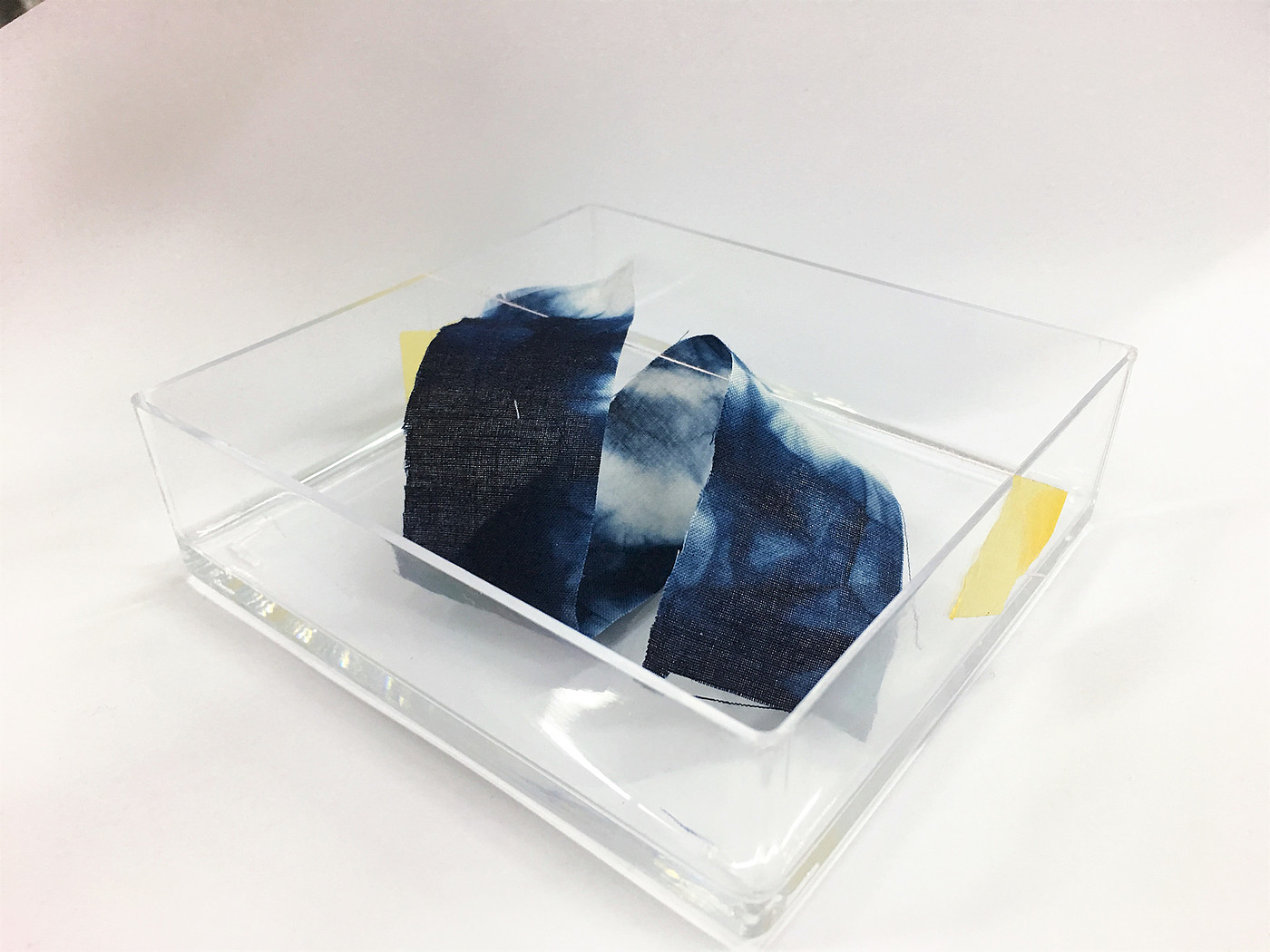 Traditional craft，blue，vase，