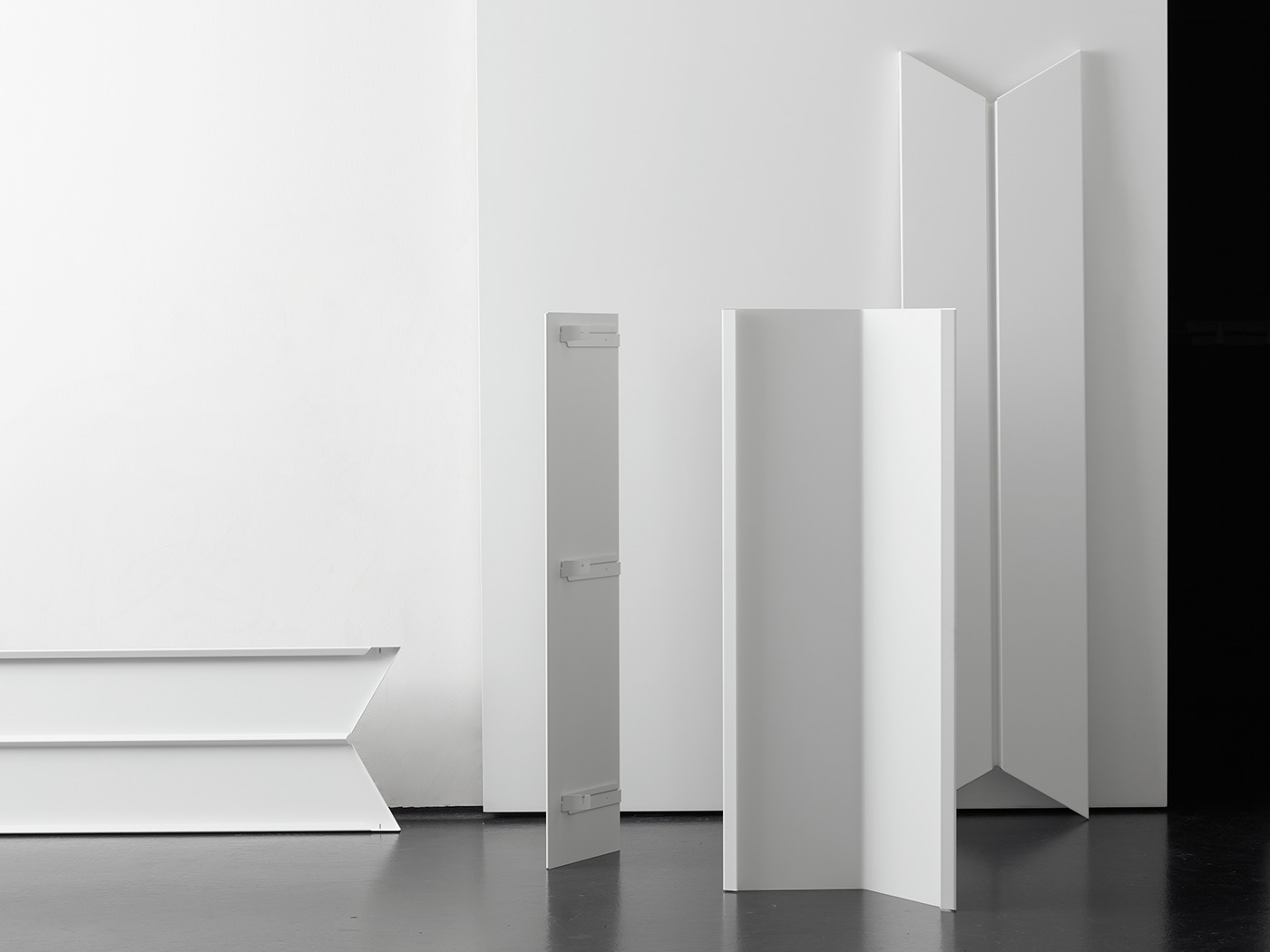 Storage cabinet，Metal，simple，bookshelf，Shadow playback – L & Z，