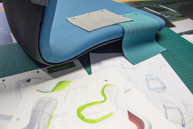 Office chair，At 187 series，furniture，gules，