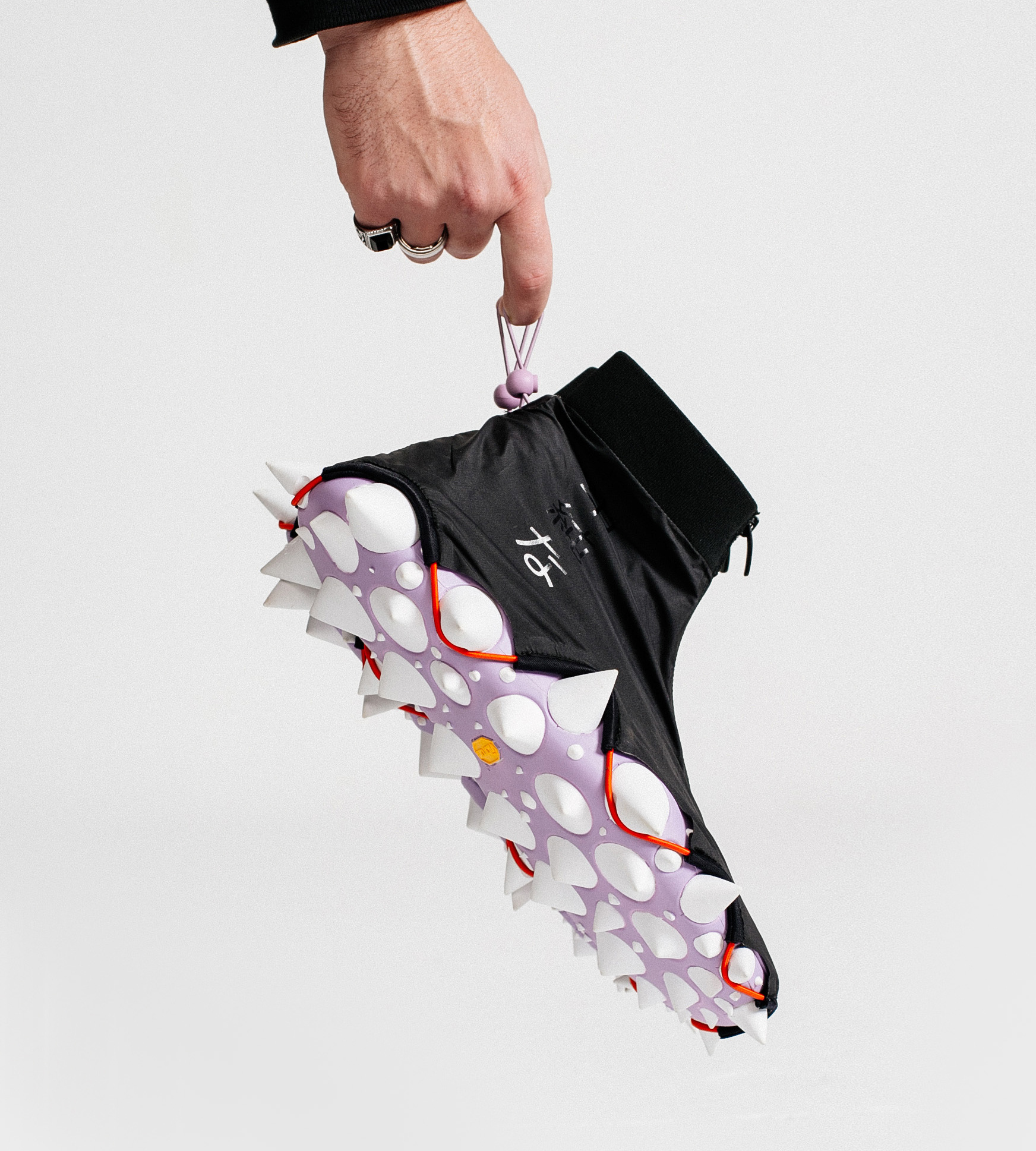 Design，shoes，trend，originality，