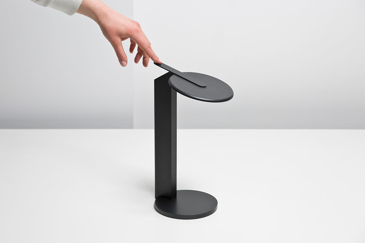 Nod Light，esthetics，of new style，Desk lamp，Design，originality，