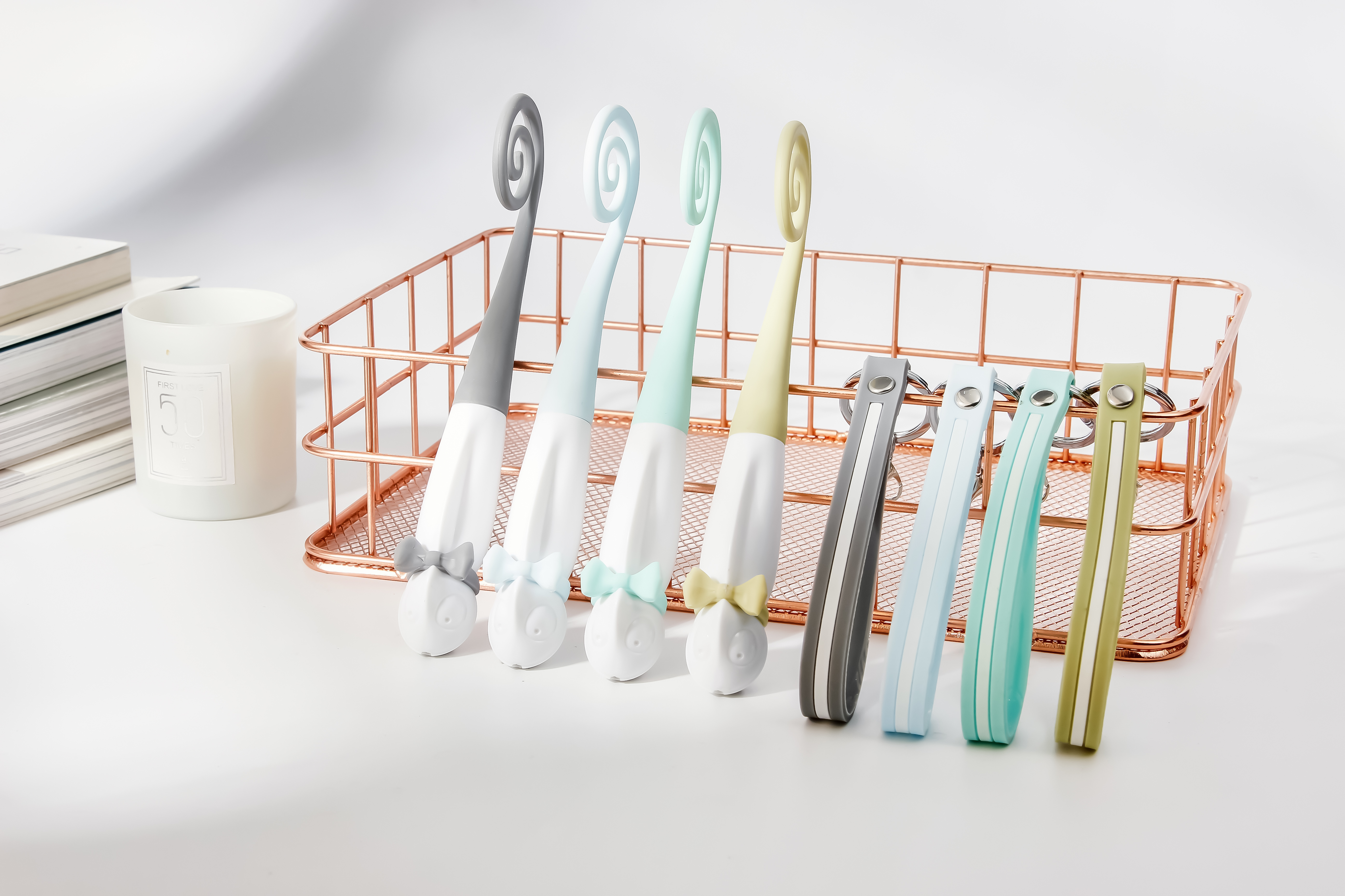 Lizard medium oil pen small fresh cartoon student cute black，