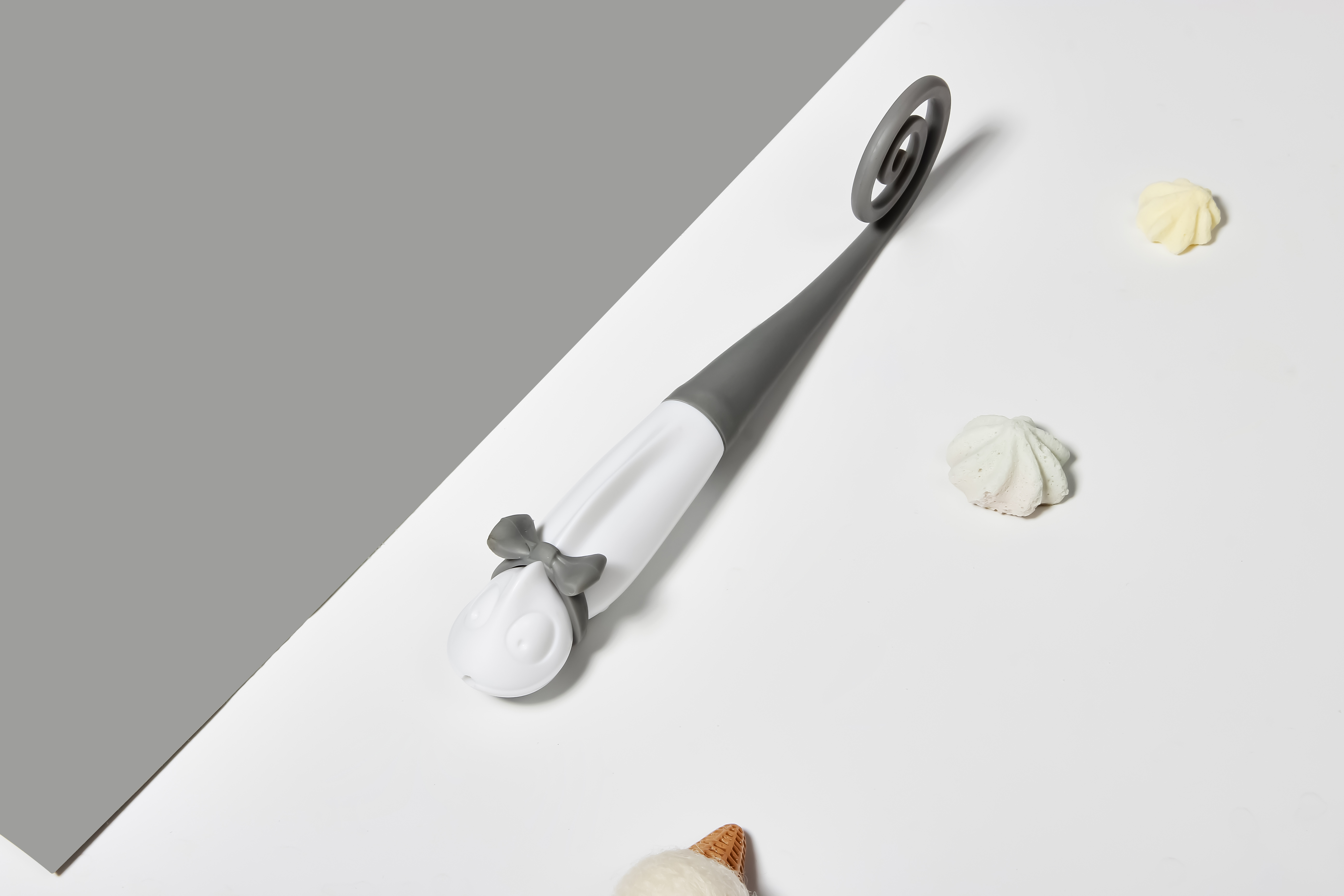 Lizard medium oil pen small fresh cartoon student cute black，